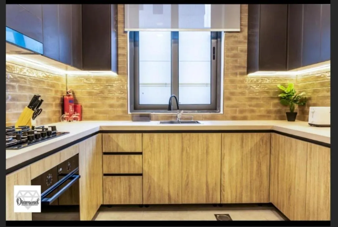 07Diamond Jumeirah Garden City 2Br Apt 迪拜 0*,